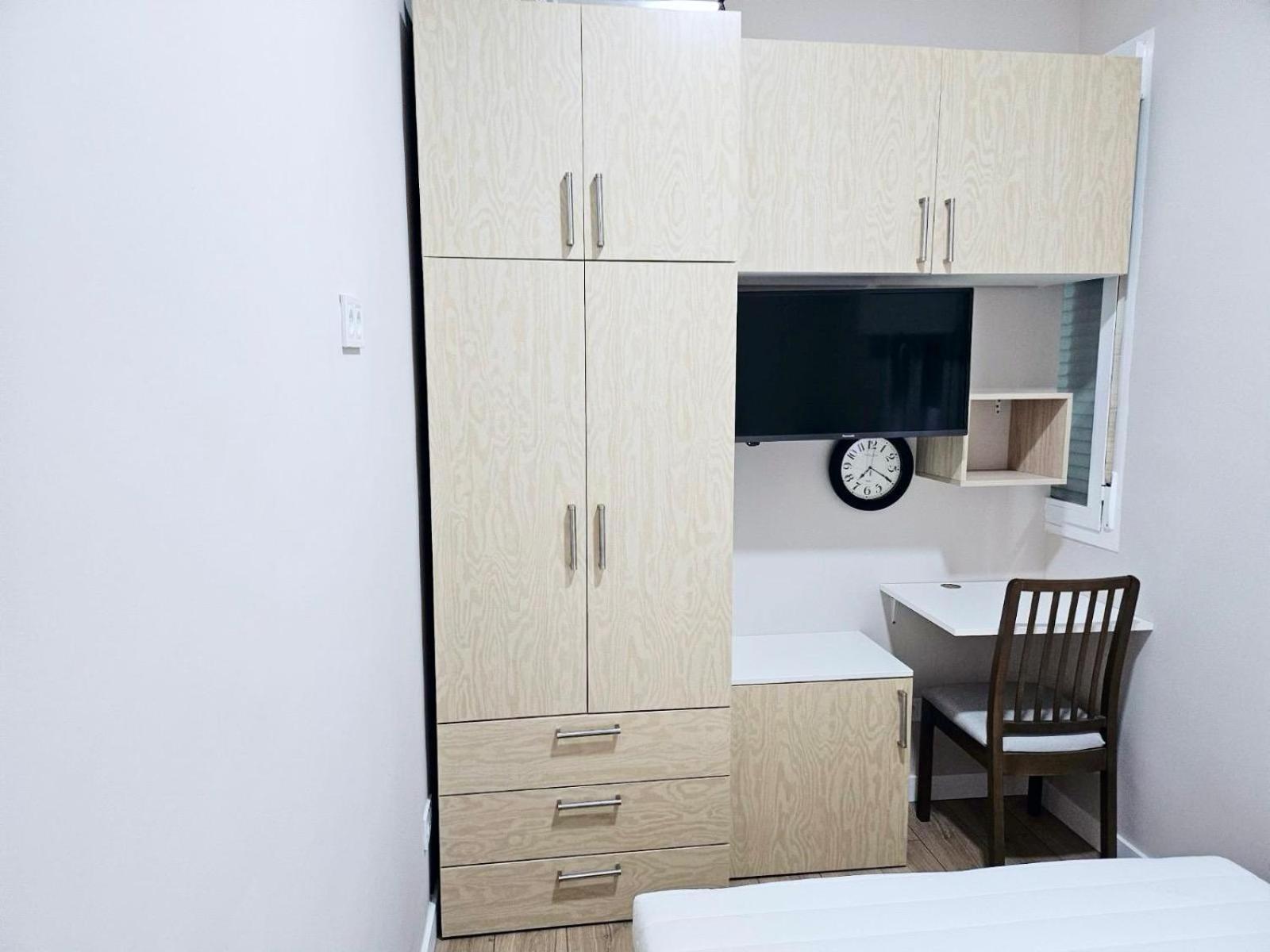 Acogedor Apartamento En Atocha By Bebalmy Madrid Bagian luar foto